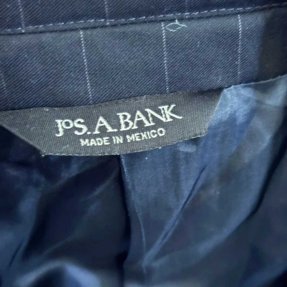 Jos A Bank Signature Collection 100% Wool Pinstripe Sport Coat Sz 44‎ Black